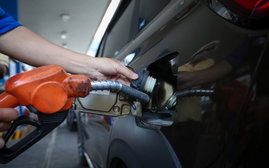 Chính phủ chi tạm ứng 8.000 tỉ đồng cho Quỹ Bình ổn giá xăng dầu