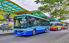Hà Nội thêm 53 xe buýt điện hoạt động phục vụ chuyển đổi xanh