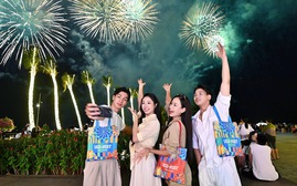 Quảng Ninh đón khách du lịch kỷ lục hứa hẹn một mùa hè bội thu