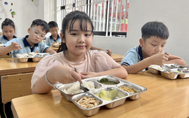 Bộ Giáo dục và Đào tạo yêu cầu trường học công khai các đơn vị cung cấp thực phẩm