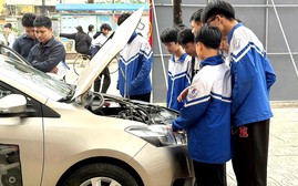 Chọn trung học nghề hay lớp 10 công lập: Đâu là "lối đi riêng" cho Gen Alpha?