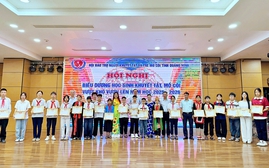 Quảng Ninh biểu dương học sinh khuyết tật, mồ côi tiêu biểu vượt khó vươn lên