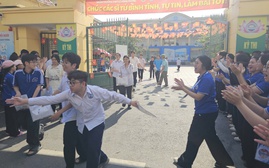 Thí sinh Hải Phòng hoàn thành môn thi Toán vào lớp 10
