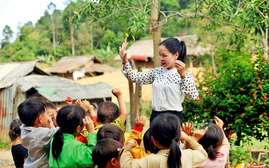 Dừng phụ cấp công tác lâu năm của giáo viên vùng đặc biệt khó khăn có đúng?