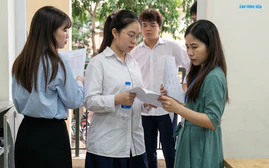 Giám sát phòng thi và cán bộ kiểm tra ở đâu khi điểm thi bị thao túng?