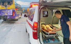 Hai xe khách va chạm trên quốc lộ 1 khiến 3 người trọng thương
