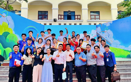Kỳ nghỉ hè 8 tuần của giáo viên: Có một kiểu "áp lực" mang tên không lên lớp