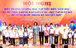 Hội Khuyến học Hà Nội tuyên dương 250 gương học tập tiêu biểu, lan tỏa tinh thần "Học không bao giờ cùng"