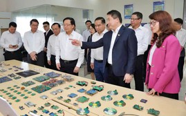 Phó Thủ tướng Chính phủ Hồ Quốc Dũng làm việc với Đại học Quốc gia Thành phố Hồ Chí Minh