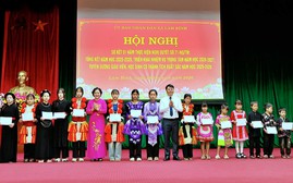 Hội khuyến học Tuyên Quang trao 90 triệu đồng học bổng cho học sinh vượt khó tại Lâm Bình, Bình An, Minh Quang