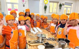 Sau sáp nhập, trường học Hà Nội giải bài toán bán trú thế nào?