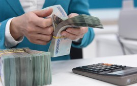 Biến động lãi suất ngân hàng có gì cần chú ý?