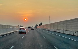 Xử phạt ô tô không giữ khoảng cách trên cao tốc cần có lộ trình kết hợp tuyên truyền