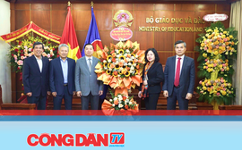 Trung ương Hội khuyến học Việt Nam thăm, chúc mừng Bộ Giáo dục và Đào tạo nhân ngày 20/11