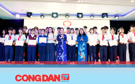 Trao học bổng "Học không bao giờ cùng" lần thứ Sáu: Tiếp sức hành trình học tập suốt đời