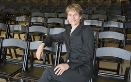 Carolyn Bertozzi - nhà khoa học nữ duy nhất giành giải Nobel Hóa học 2022