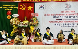 Đại học Kỹ thuật - Công nghệ Cần Thơ tưng bừng chào đón ngày Văn hóa Việt Nam - Hàn Quốc
