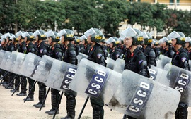 Quốc hội biểu quyết thông qua Luật Cảnh sát Cơ động