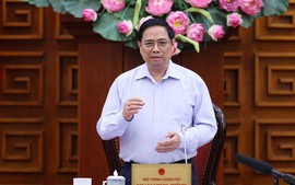 Thủ tướng Phạm Minh Chính: Rà soát quy định, bảo đảm đủ vật tư, thuốc, thiết bị y tế phòng dịch, chữa bệnh