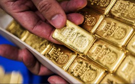 Ngày 7/6: Giá vàng SJC trong nước bật tăng, giá vàng thế giới dự báo giảm 