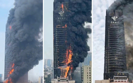 Hiện trường vụ cháy lớn tại tòa nhà 42 tầng ở Trung Quốc