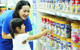 Sản phẩm Optimum Gold của Vinamilk trở thành sữa bột trẻ em đầu tiên của Châu Á đạt Purity Award của Mỹ