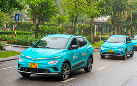 Cận cảnh lô taxi điện VinFast sắp sang Lào và tiếp tục chinh phục thị trường Campuchia
