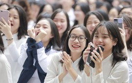 Hà Nội tiếp tục tuyển sinh lớp 10 theo phương thức thi tuyển năm học 2024-2025