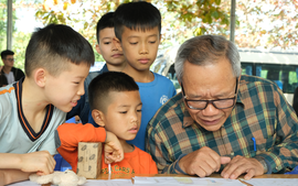 Ông Nguyễn Trung Chắt - "Người cha" gieo hy vọng của 304 trẻ mồ côi