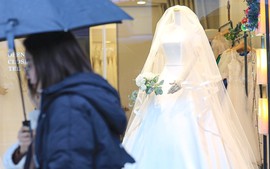 Ngày càng nhiều người trẻ Hàn Quốc coi hôn nhân và sinh con là không cần thiết