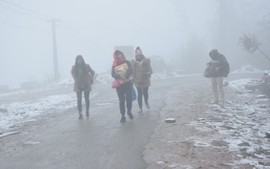 Thời tiết ngày 21/12: Bắc Bộ rét đậm, rét hại, vùng núi cao có nơi dưới 3 độ; Trung Bộ mưa to