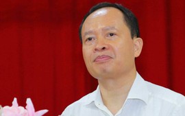 Cựu Bí thư Thanh Hóa Trịnh Văn Chiến bị khởi tố, khám nhà, cấm đi khỏi nơi cư trú