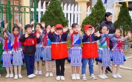 Đông ấm cho học sinh vùng cao Lào Cai