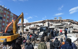 Thảm họa động đất tại Thổ Nhĩ Kỳ và Sirya: Số người tử vong đã vượt quá 15.000 có thể tăng lên hơn 20.000 