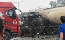 Tai nạn liên hoàn giữa 3 ô tô tại Cẩm Giàng, Hải Dương