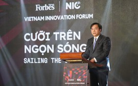 Diễn đàn Đổi mới sáng tạo Việt Nam 2023: "Cưỡi trên ngọn sóng số"