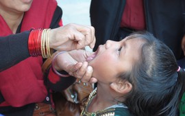 Ngăn chặn nguy cơ virus bại liệt hoang dại xâm nhập Việt Nam