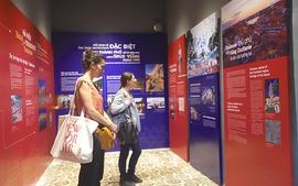 Trưng bày "Từ lòng đất đến bảo tàng: Hành trình của hiện vật" tại Hoàng thành Thăng Long - Hà Nội