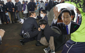 Bắt kẻ ném bom khói vào Thủ tướng Nhật Bản Kishida Fumio