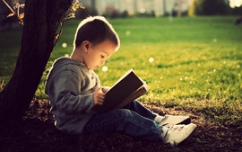 Ngày sách thiếu nhi quốc tế 2/4: Trẻ đọc sách - nhiều lợi ích tuyệt vời