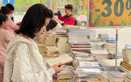 Rộn ràng Ngày sách và Văn hóa đọc Việt Nam ở Quảng Ninh 