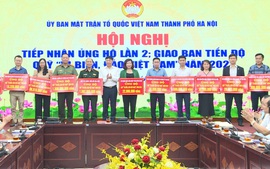 Hà Nội: Tiếp nhận 5 tỉ đồng ủng hộ quỹ “Vì biển, đảo Việt Nam” lần 2 năm 2023