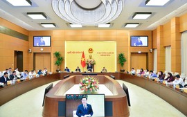Khai mạc phiên họp lần thứ 23 của Ủy ban Thường vụ Quốc hội