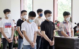 Nhóm học sinh lớp 9 lãnh án tù vì đâm chết bạn học