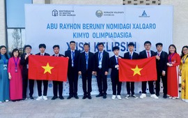 8/8 học sinh Việt Nam đoạt huy chương tại Olympic Hóa học Quốc tế Abu Reikhan Beruniy