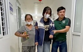 Nghệ An: Thí sinh xin xuất viện đi thi dù không đứng vững, sốt 39 độ