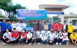Trà Vinh: Hội Khuyến học huyện Càng Long "tiếp sức mùa thi"