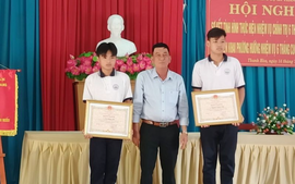 Tiền Giang: Trao Bằng khen tặng 2 học sinh dũng cảm cứu người khỏi đuối nước