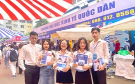 Trường Đại học Kinh tế Quốc dân công bố điểm chuẩn xét tuyển kết hợp năm 2023