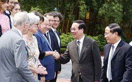 Chủ tịch nước gặp gỡ các nhà khoa học dự Hội nghị khoa học quốc tế tại Việt Nam